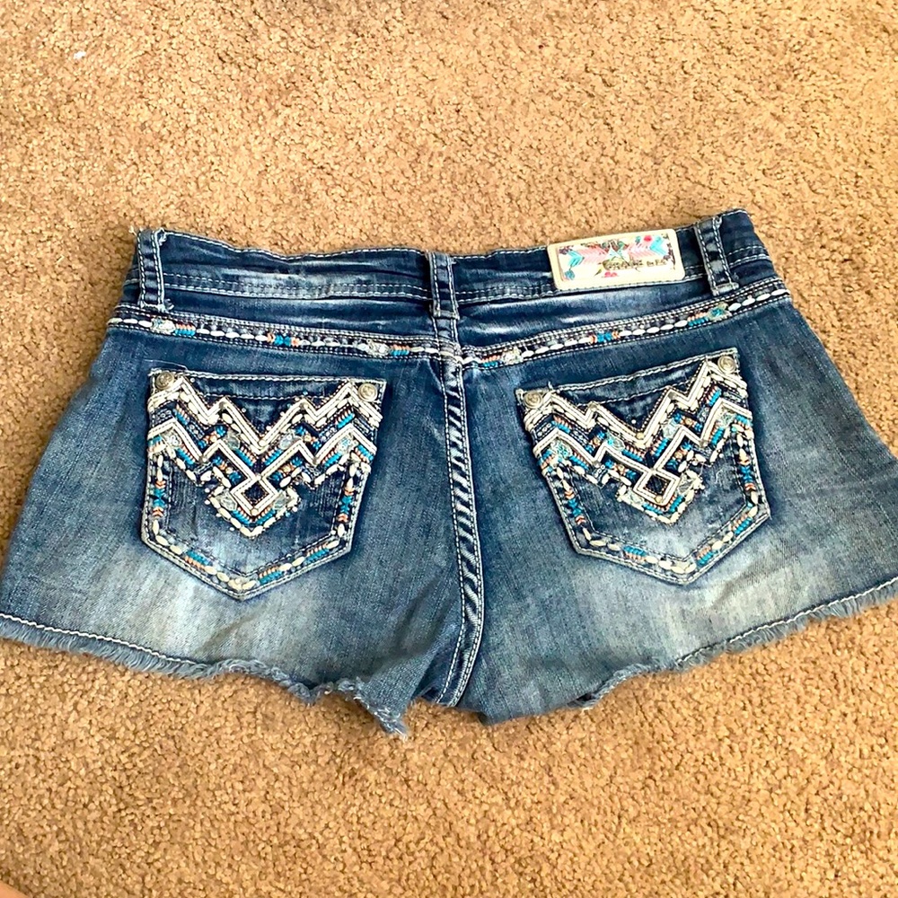 Grace in La Shorts
